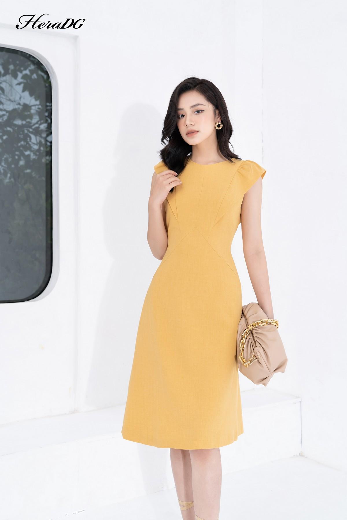 Đầm A vai chờm