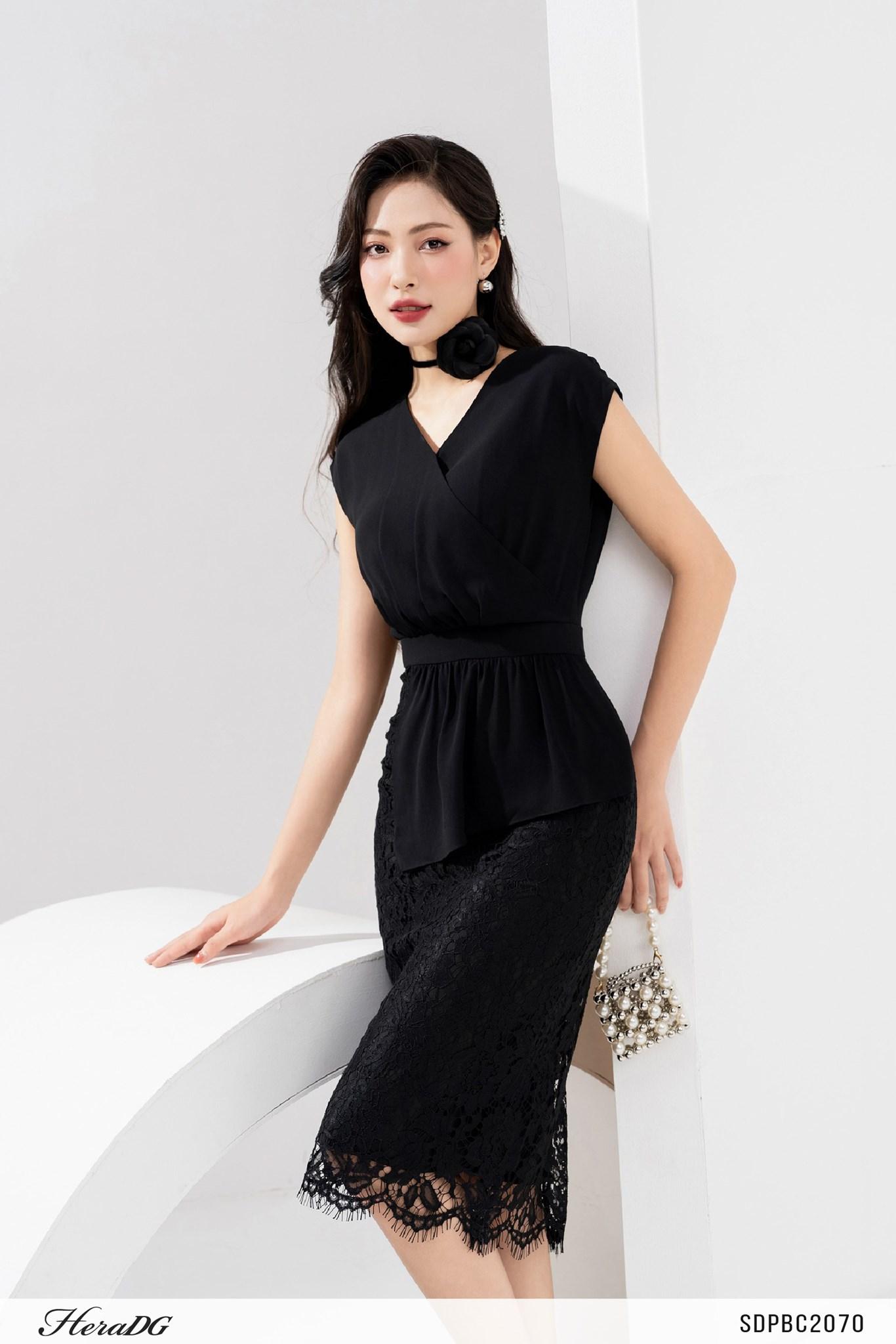 Đầm ôm phối ren