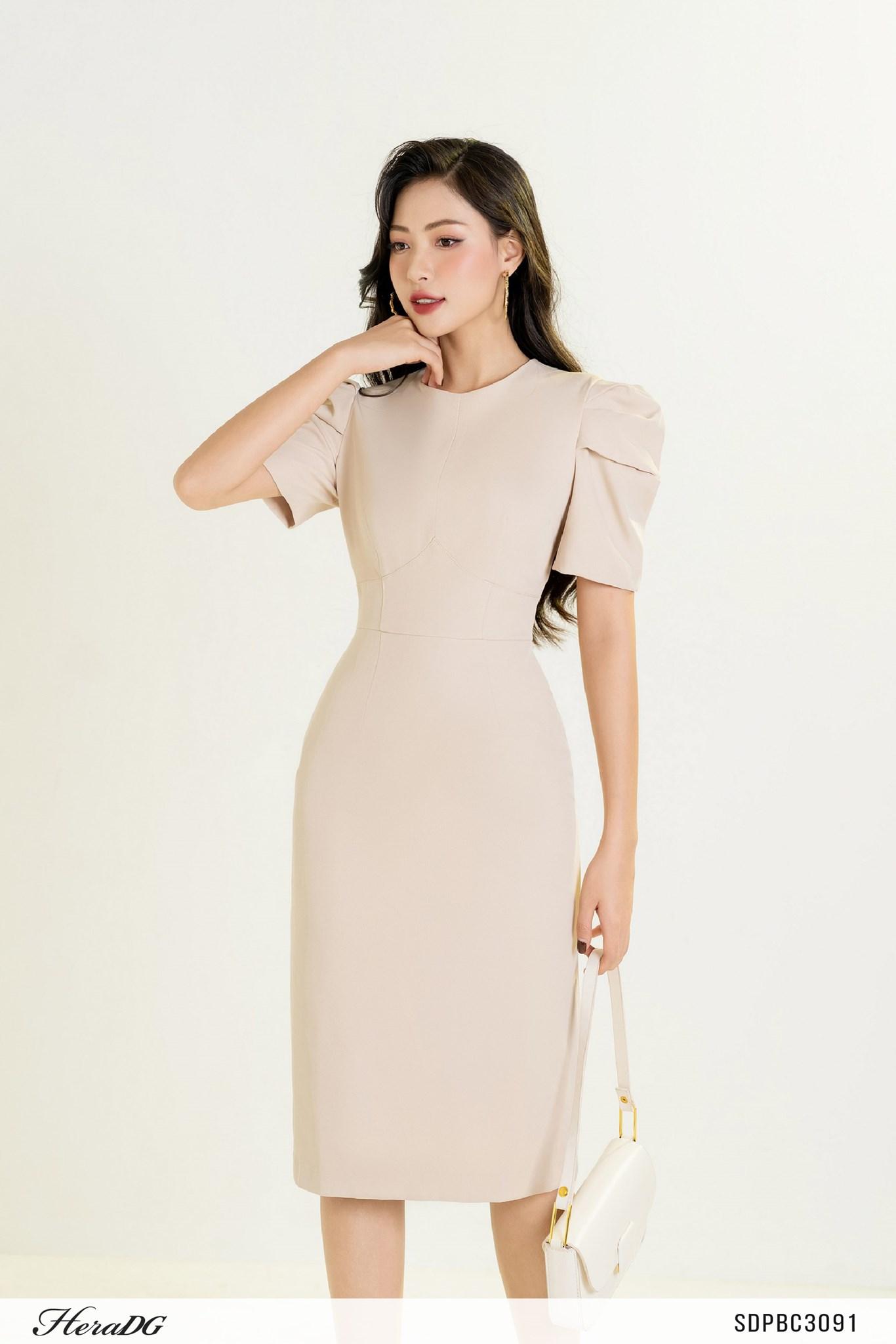 Đầm ôm tay bồng