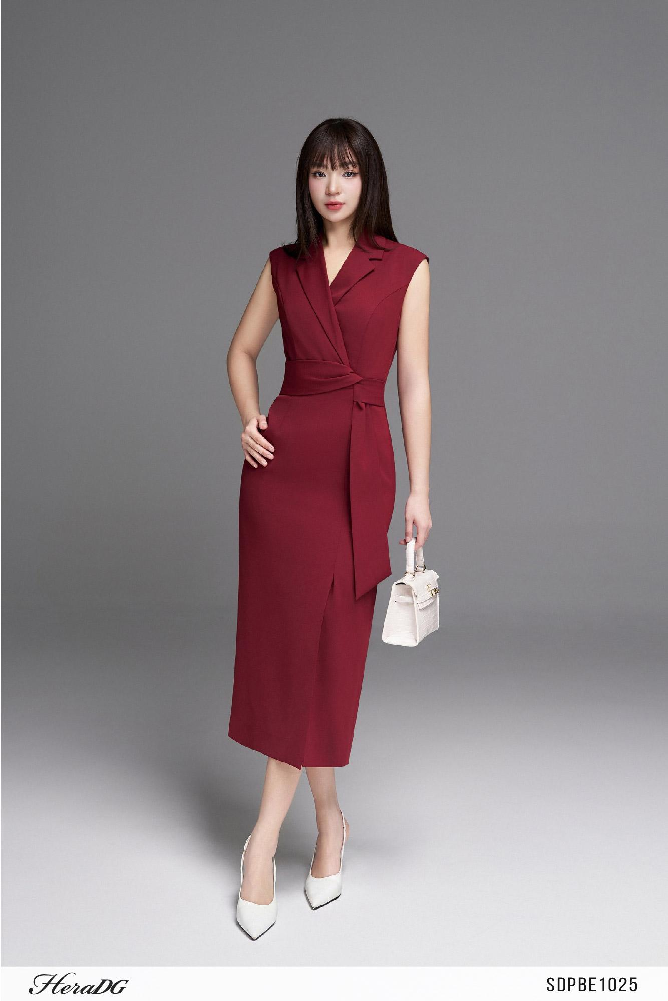 Đầm ôm cổ vest dáng dài