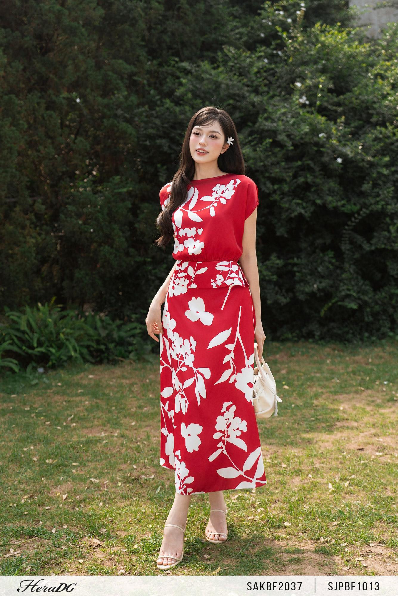 Chân váy họa tiết dáng xòe