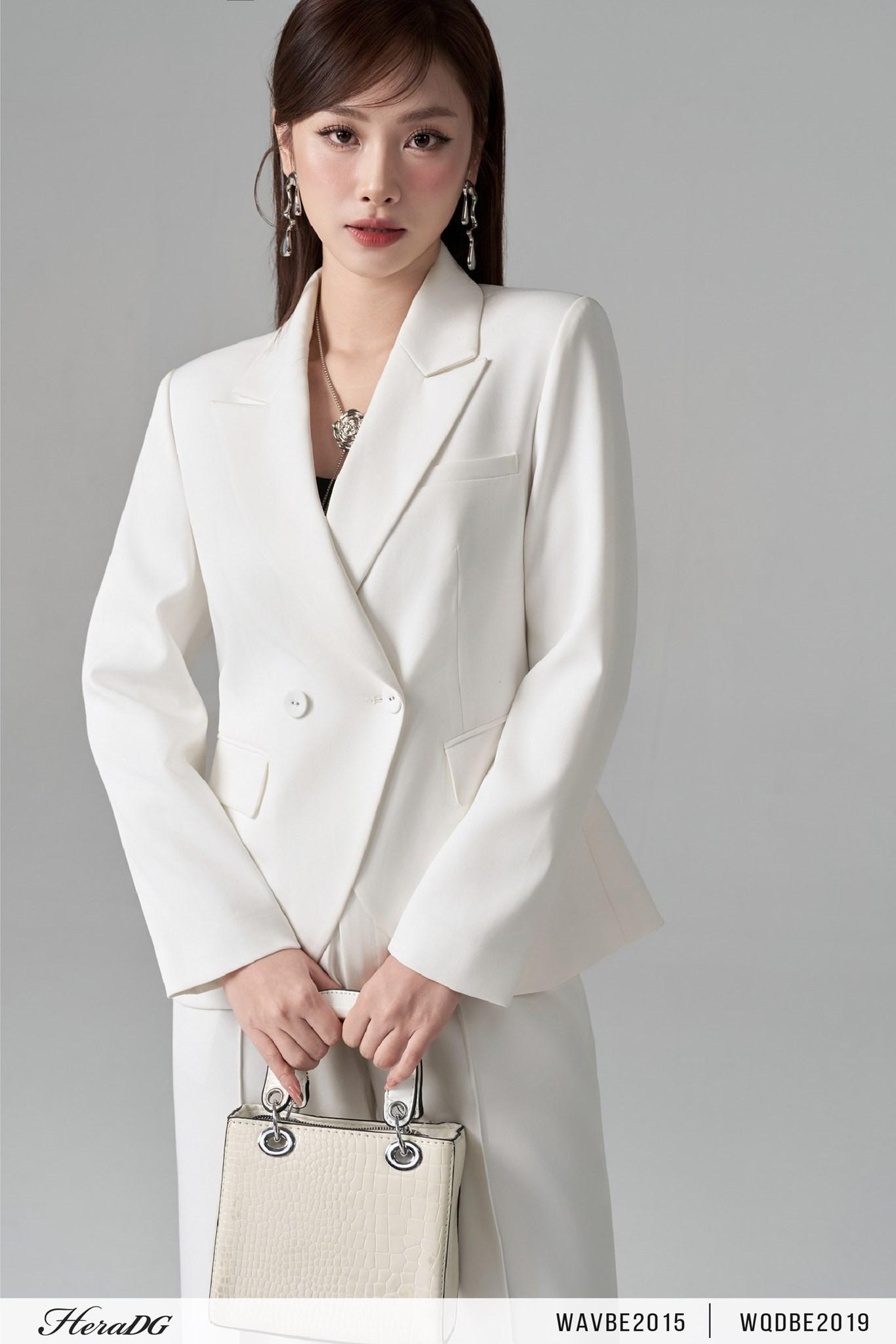 Áo vest vạt cong