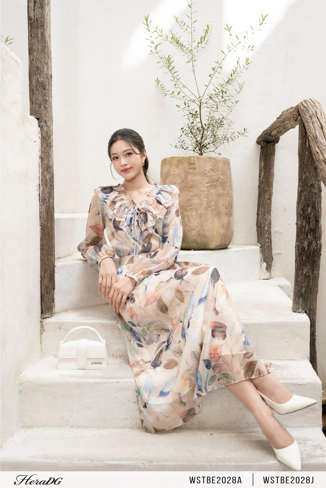 Chân váy xoè xếp ly