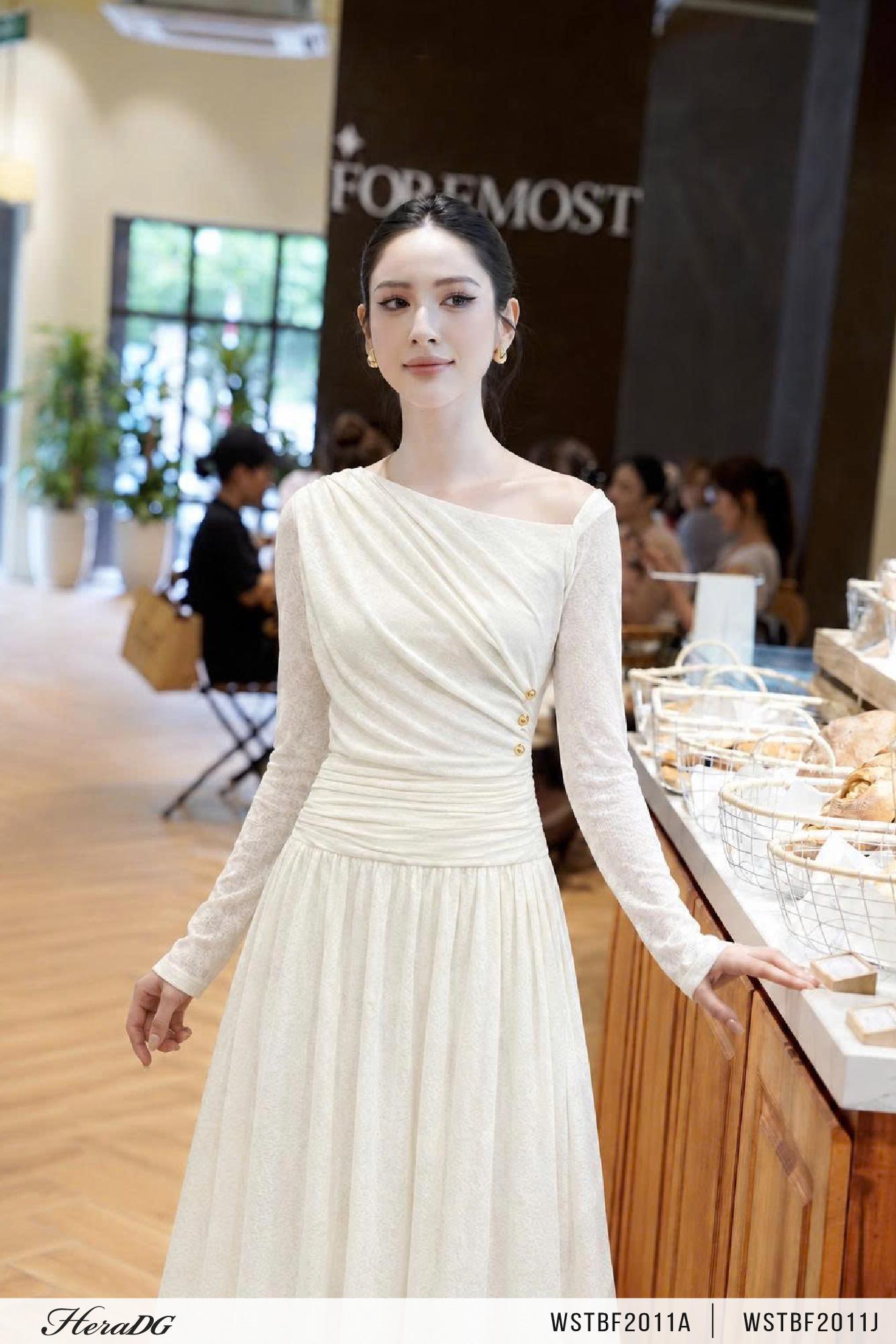 Áo thun cổ xếp lệch