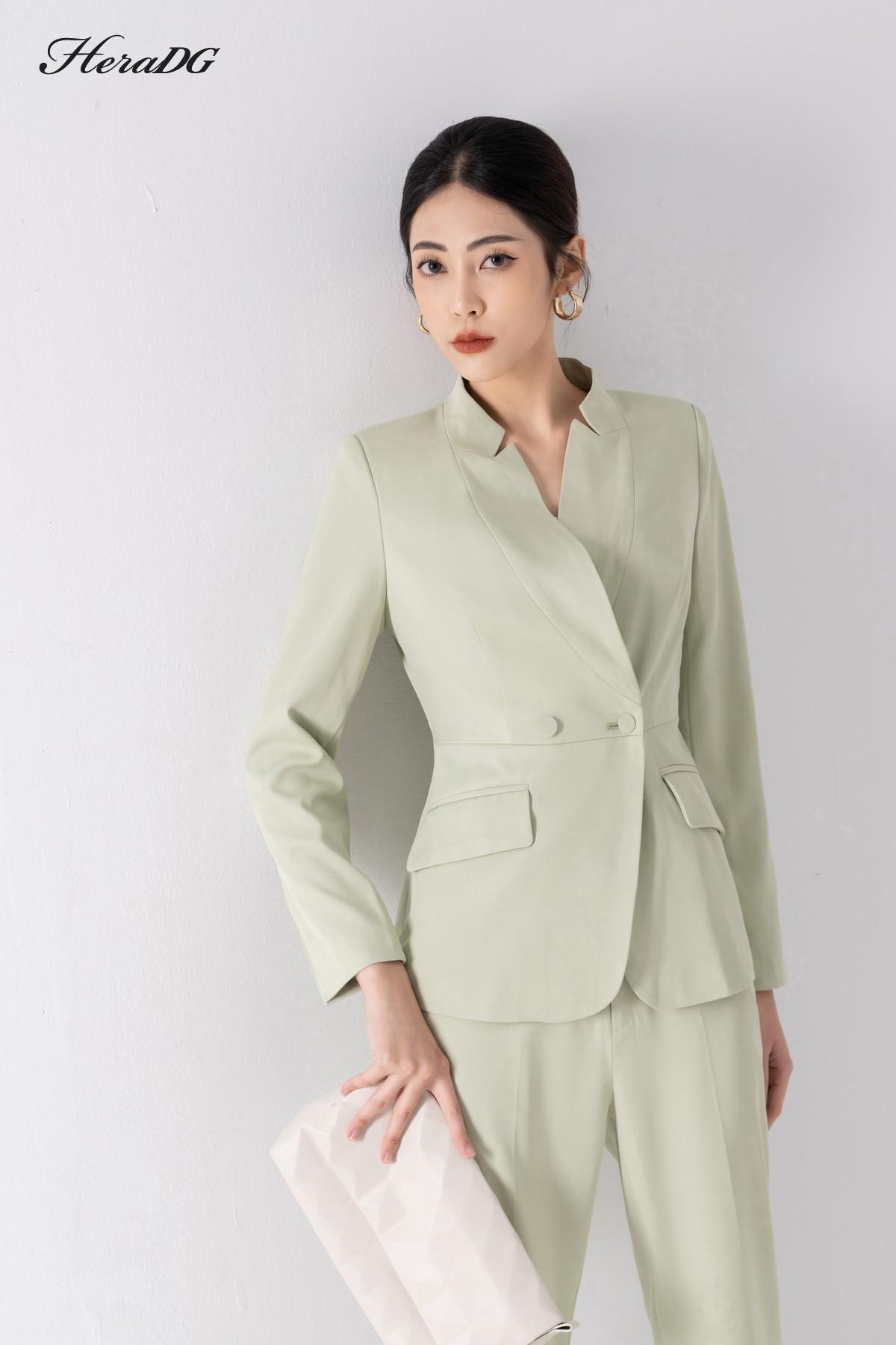 Áo vest cổ đứng